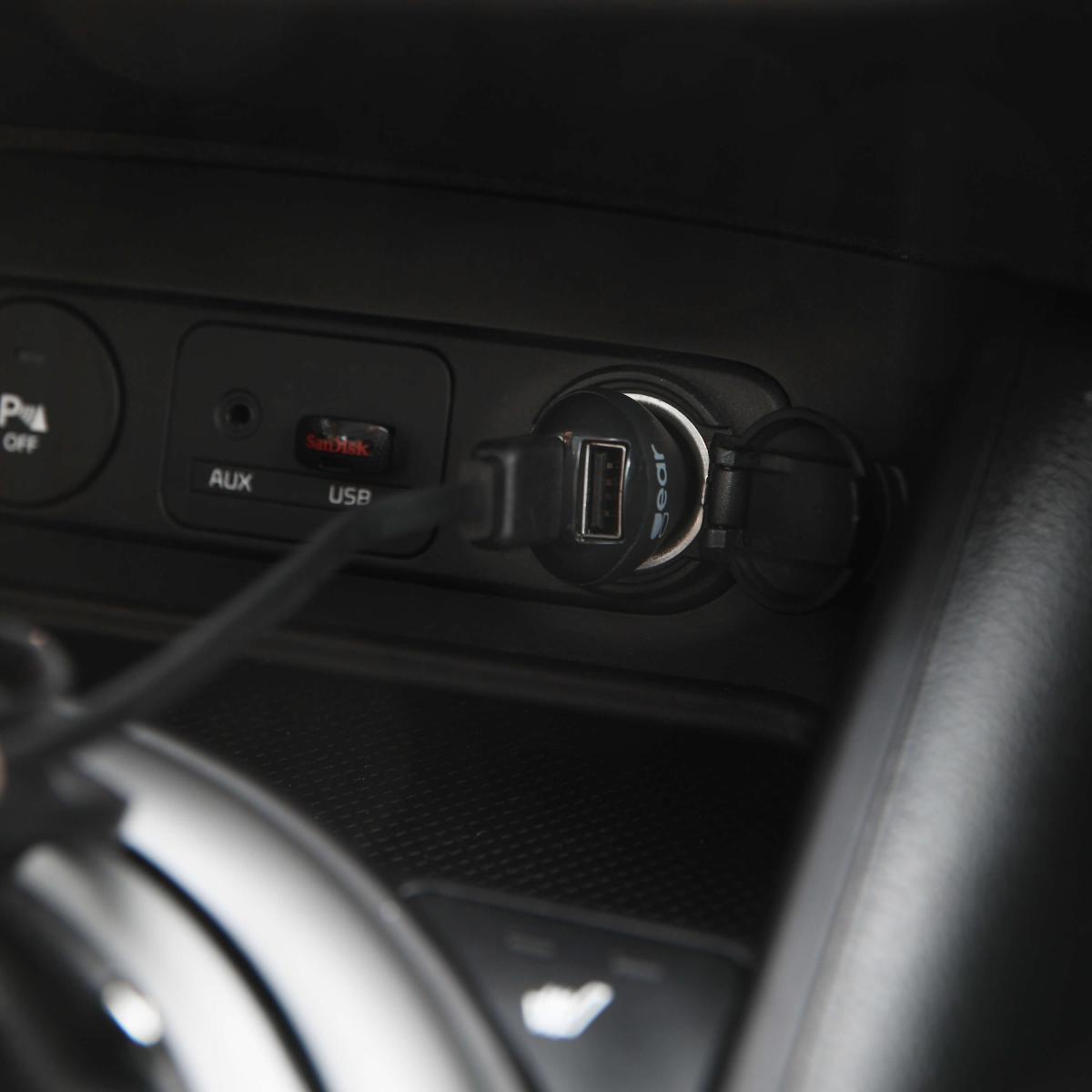 GEAR GEAR Laddare 12-24V 2xUSB 2.4A Svart MicroUSB Kabel platt 1m