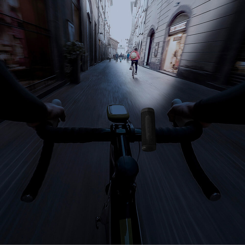 Celly Celly Lampa Högtalare Powerbank (3600 mAh) för cykel e-scooter