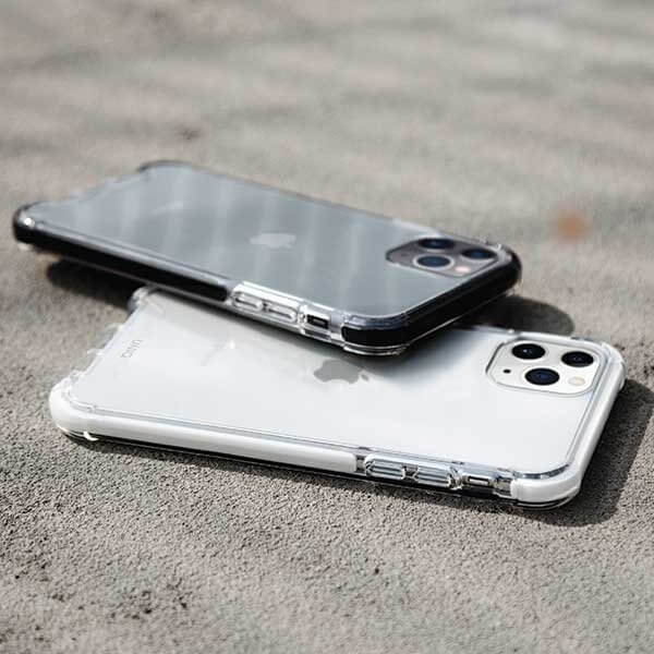 UNIQ UNIQ Combat skal iPhone 11 Pro Max carbon Svart