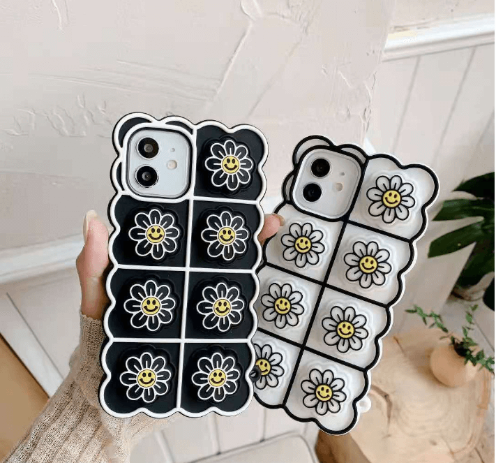 Fidget Toys Smiley Flower Pop it Fidget Skal till iPhone 11 - Svart