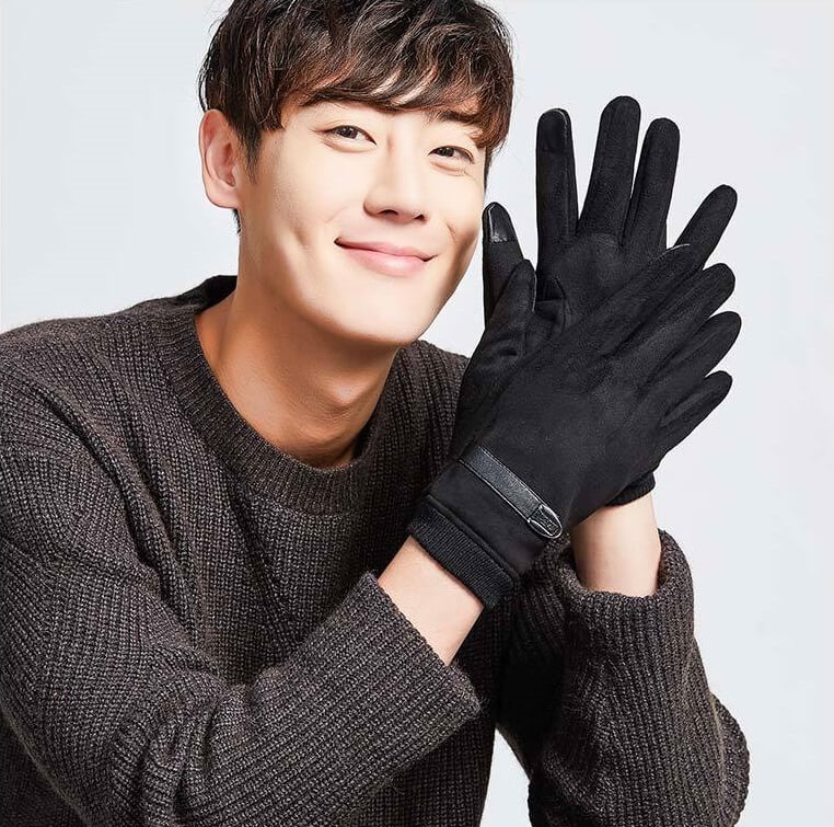 OEM Suede Touchvantar / Handskar - Medium - Brun