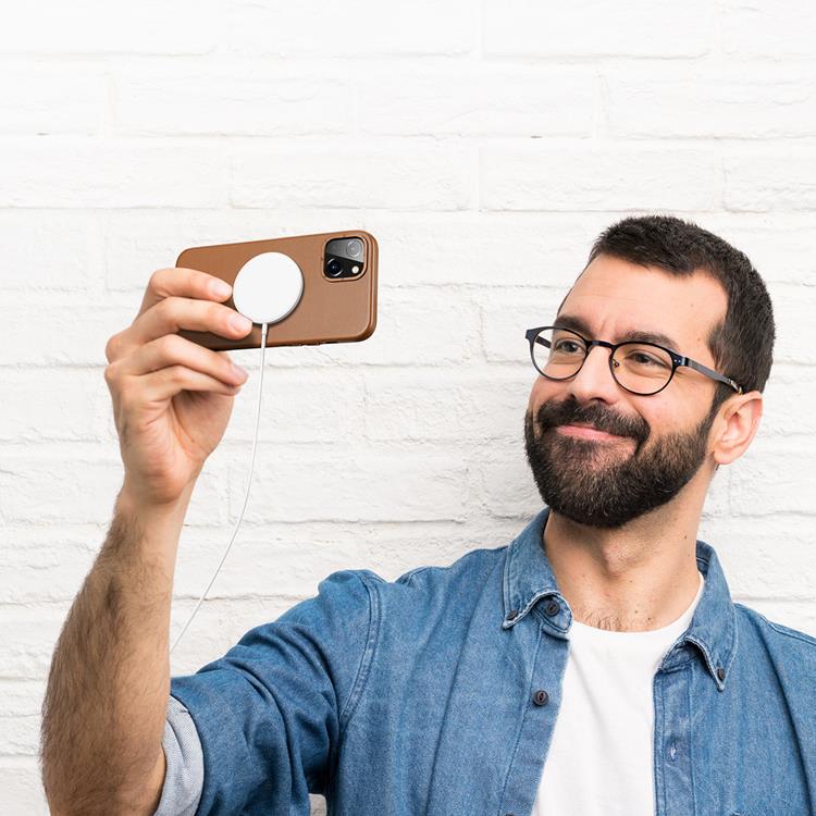 Dux Ducis Dux Ducis Mobilskal till iPhone 14 MagSafe Grit - Brun