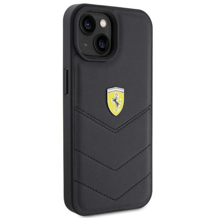 Ferrari Ferrari Mobilskal till iPhone 15 Quilted Metal Logo - Svart