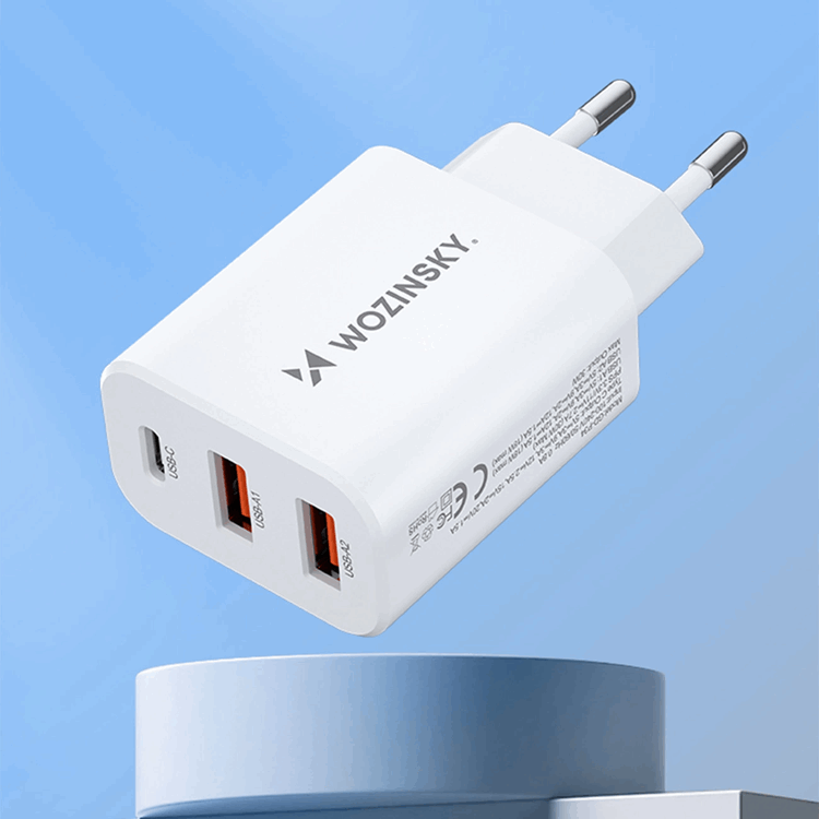 Wozinsky Wozinsky Väggladdare 30W USB-C/2 x USB-A - Vit