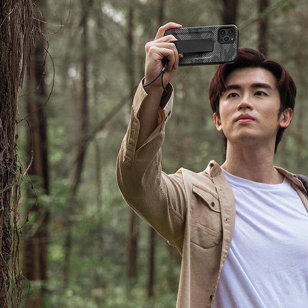 UNIQ UNIQ Heldro Skal iPhone 12 / 12 Pro - Charcoal Camo