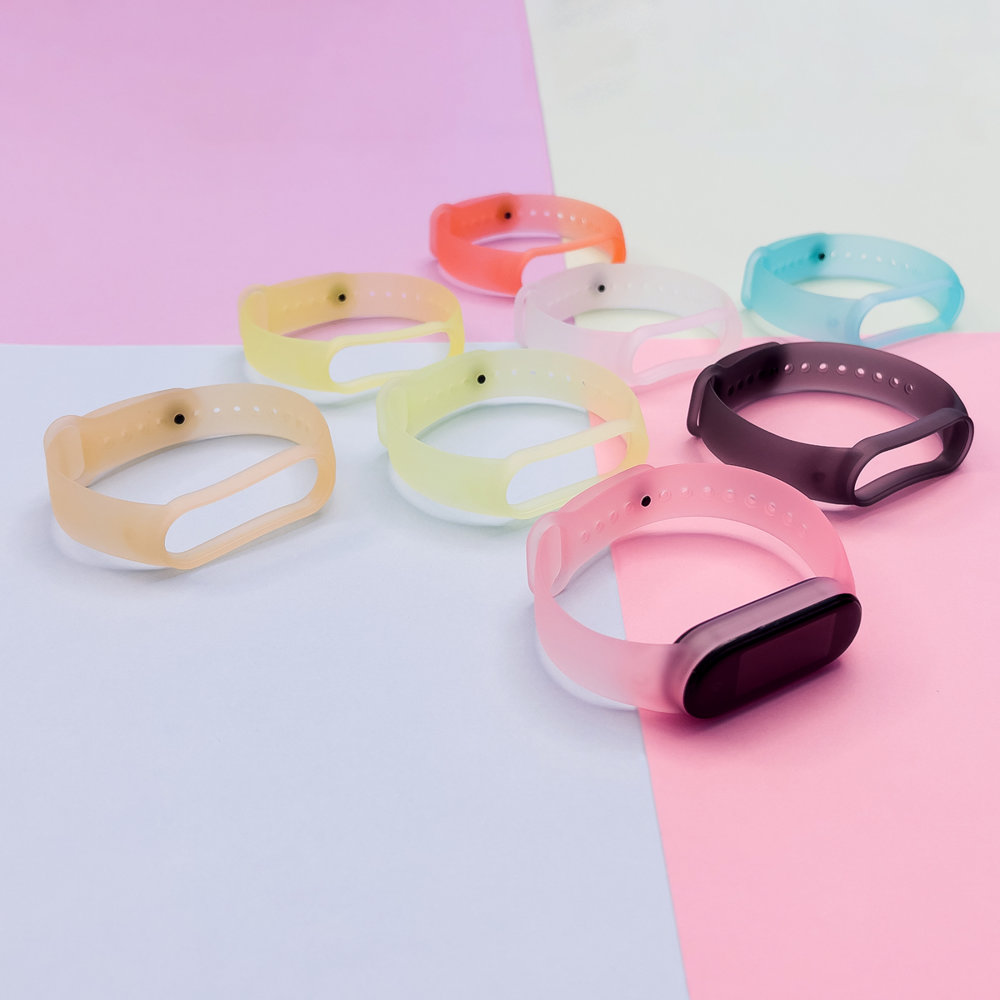OEM Armband kompatibelt med Xiaomi Mi Band 5 / 6 - Gyllene