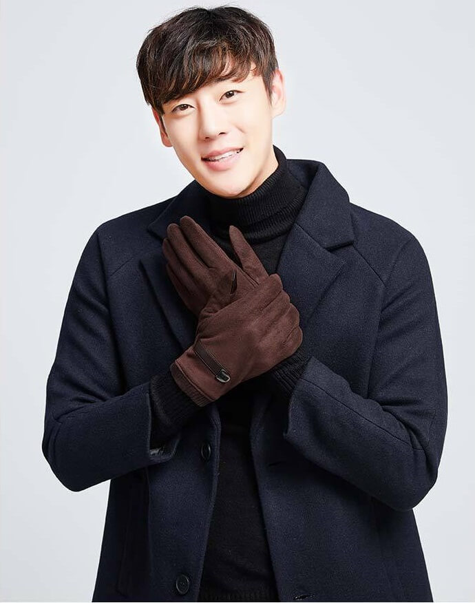 OEM Suede Touchvantar / Handskar - Medium - Brun