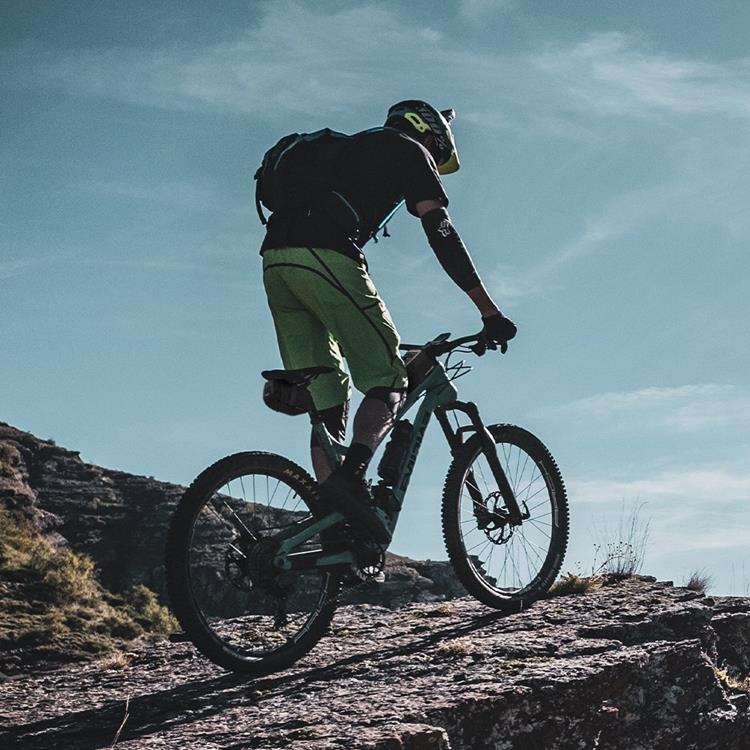 Wozinsky Wozinsky Cykelväska under Sadeln 0.6 L - Svart