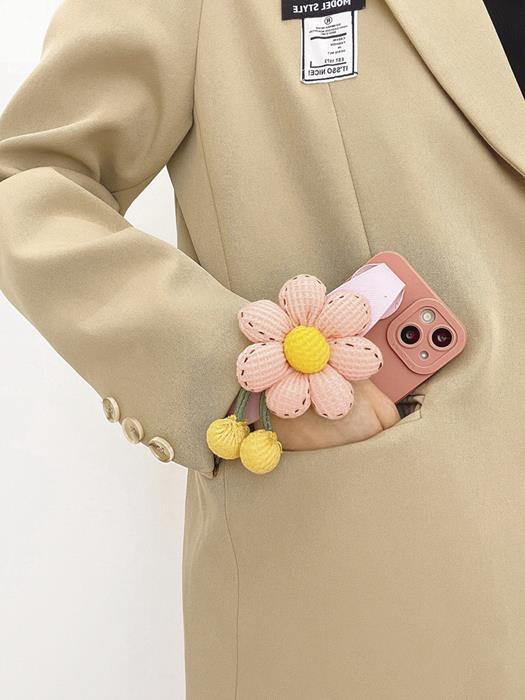 OEM Pumpkin Handrem iPhone 13 Skal - Rosa