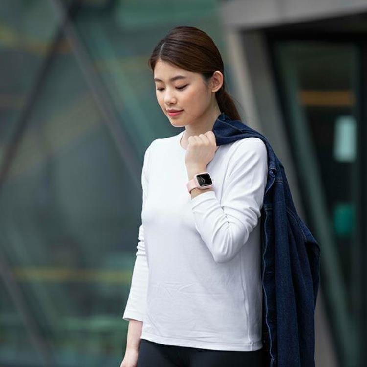 UNIQ UNIQ Apple Watch 4/5/6/7/8/SE (44/45mm) Skal - Rosa